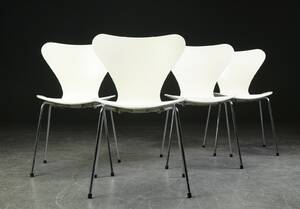 Arne Jacobsen. 7er stole, model 3107 4 