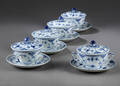 Royal Copenhagen Musselmalet Halvblonde fem par bouillonkopper med låg. 15