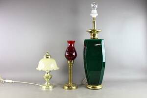 Bordslampor 2 st och ljusstake 