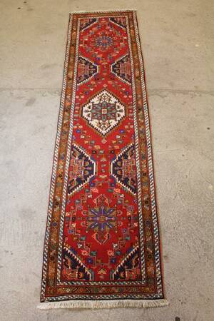 Ä.MATTA GALLERI 83 X 330 CM