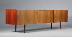 Ib Kofod-Larsen. Lav skænk