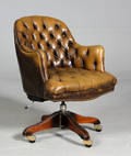 Kontorstol, chesterfield stil