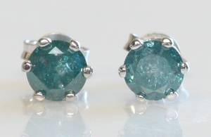 Par brillantørestikker, ca. 1.33 ct. 2