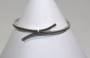  ARMRING, silver markasiter.