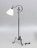  GOLVLAMPA, smide, 1900-talets första hälft.