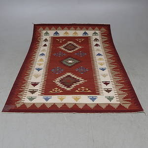  MATTA, Kelim, ca. 232x170 cm.