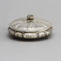  DOSA, silver, 181900-tal. Vikt ca 342 g.