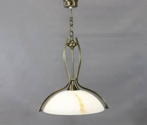 Taklampa i glas och metall