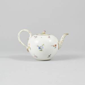 Tekanna, Meissen. Längd 23