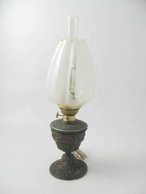Bordsfotogenlampa