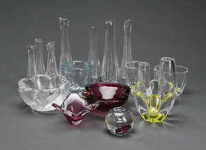 Samling Orrefors vaser, skåle mm. 17