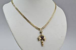Halsband