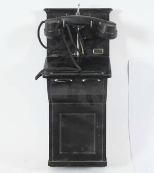 Väggtelefon, 1900-talets första hälft