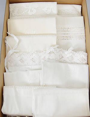  ÖRNGOTT MED SPETS OCH BRODYR.