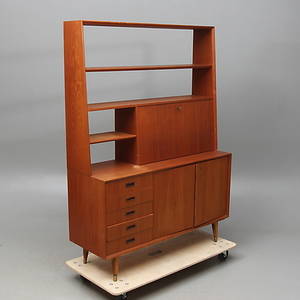  BOKHYLLA, med skrivklaff, teakfanér, 195060-tal.