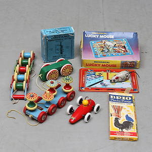  PARTI LEKSAKER, 7 delar, bland annat Brio, 1900-tal.