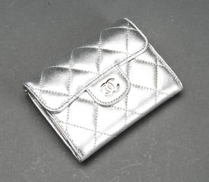 Chanel pung