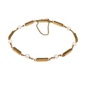  ARMBAND, 18K guld samt pärlor.