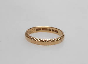  RING samt ETT ÖRHÄNGE, 18k guld, vikt ca 2 gr.