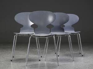 Arne Jacobsen. Sæt på fire stole, Myren, model 3101 4 