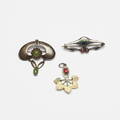  HÄNGEBROSCHER, 3 delar, silver, Art Nouveau.