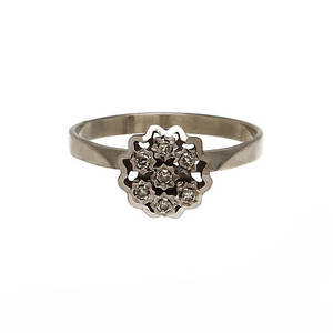 RING, 18K vitguld med diamanter, totalt ca 0,07 ct. Vikt 2,8 g.