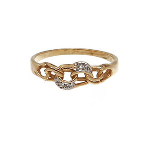 RING, 18K rödguld med 0,02 ct. Vikt 1,7 g.