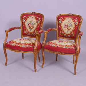 KARMSTOLAR, 1 par, mahogny, rokokostil.