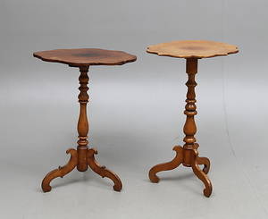  BORD, 2 st, på pelarfot, 1800-tal.