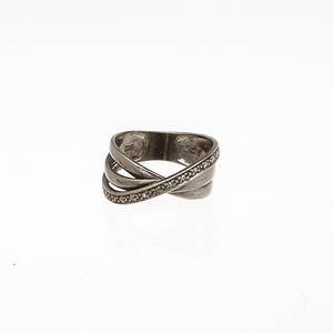 RING, 14K vitguld med diamanter, totalt ca 0,065 ct. Vikt 4,4 g.