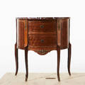 Byrå Louis XVI-stil