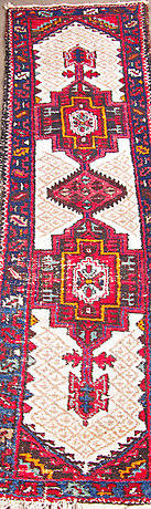  ORIENTMATTA, galleri, 270 x 73 cm.