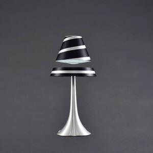 SVÄVANDE BORDSLAMPA No Gravity, svart spiral