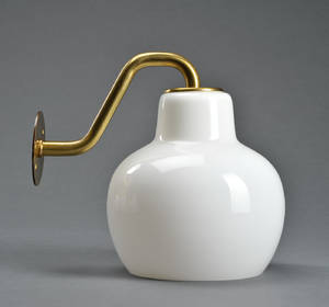 Vilhelm Lauritzen 1894-1984. Væglampe