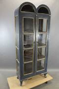 Vitrinskåp 