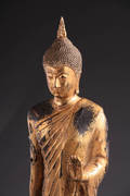 Forgyldt Walking Buddha