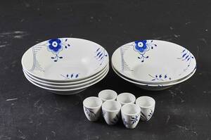 Royal Copenhagen. Mega Mussel, 6 tallerkner samt 6 æggebægere 12