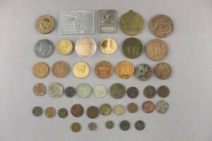 Svenska mynt och medaljer