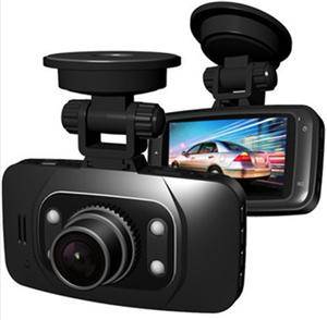 2 stk. Full HD1920x1080 bil videokameraer med 2.7 TFT skærm  8 GB 