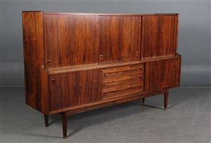 Dansk møbelproducent. Palisander skænk.