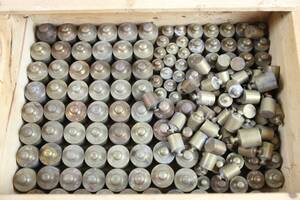 PARTI med vikter i mässing