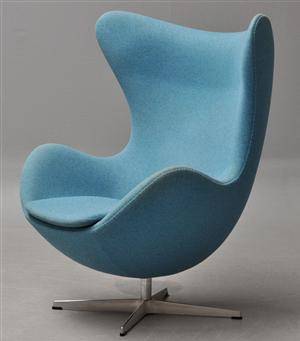 Arne Jacobsen. Ægget, model 3316 - Brown Label. Divina Melange