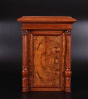 Tobaksskab, mahogny og rosentræ, 1900-tallet