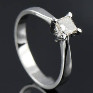 Solitaire ring ca. 0.40 ct.