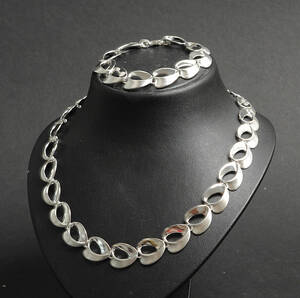 Randers Sølv, smykkesæt af sterling sølv, halskæde og armbånd 2