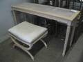 Sideboard , taburett
