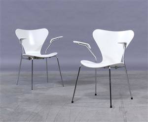 Arne Jacobsen. 7er armstole, model 3207 2