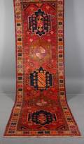 Persisk Hamedan. Løber, 377 x 116 cm.