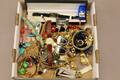 Diverse smycken och armbandsur