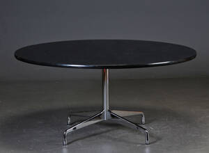 Charles Eames  Vitra. Cirkulært konferencebord, sortlaseret
